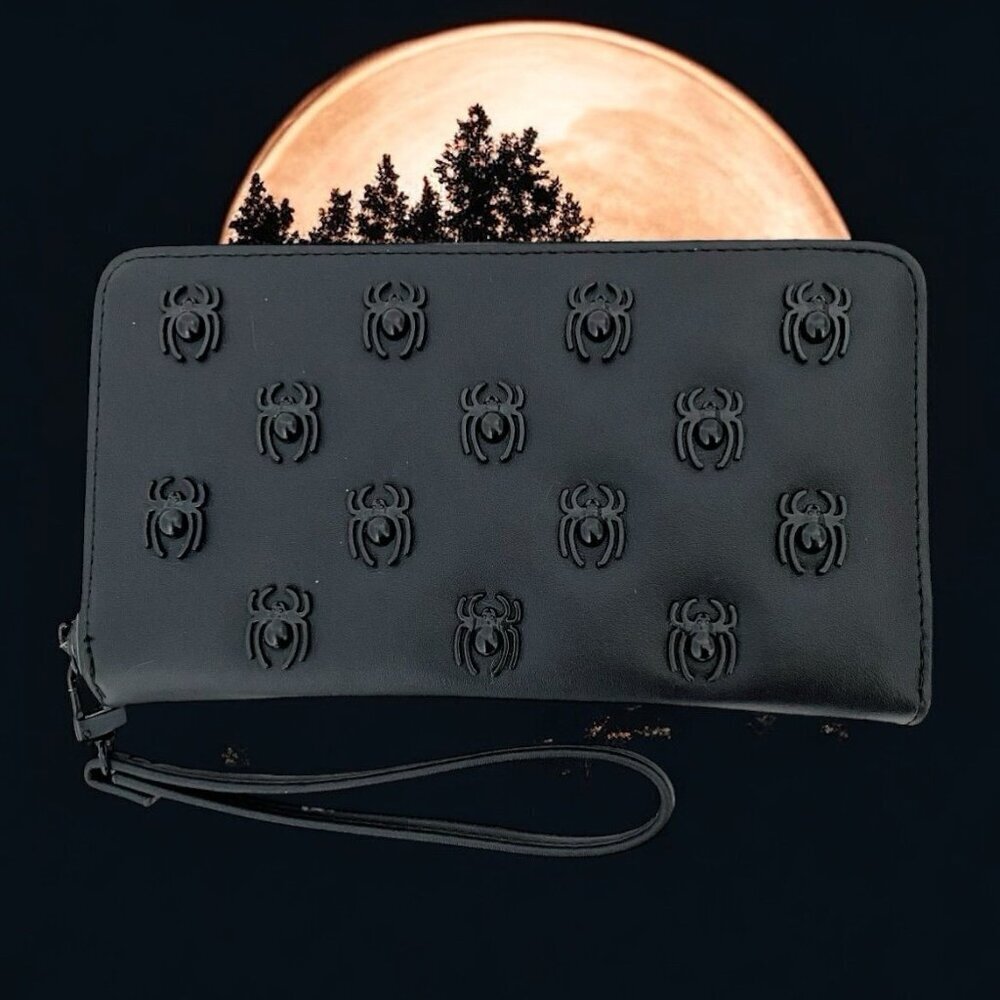 Betsey Johnson Large Black w/Spiders Wristlet Phone Case Clutch Wallet NWT